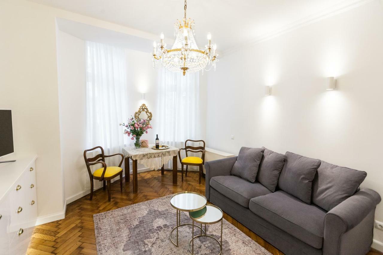 Luxury Apartment Pod Żyrandolem Kraków Zewnętrze zdjęcie