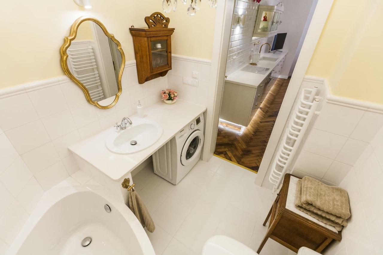 Luxury Apartment Pod Żyrandolem Kraków Zewnętrze zdjęcie